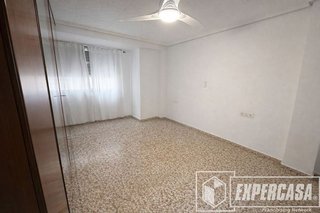 Piso en venta en El Mercado en Manises