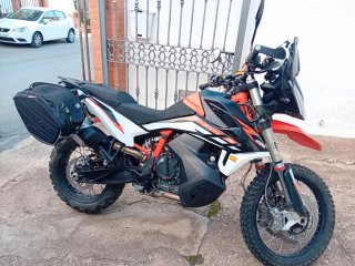KTM 890 Adventure R