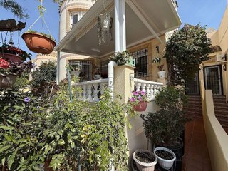 Casa adosada en venta en Altos - La Florida en Orihuela