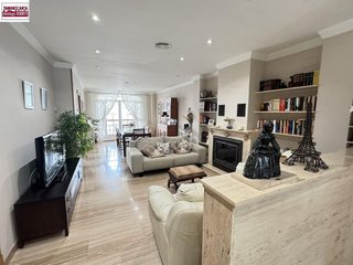 Chalet en venta en Benifaió