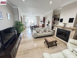 Chalet en venta en Benifaió