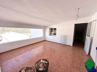 Casa adosada en venta en Álora