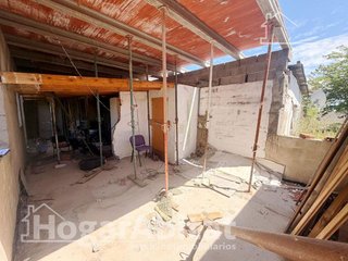 Chalet en venta en Monserrat