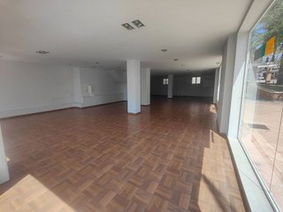Local comercial en alquiler en Chaparil - Torrecilla en Nerja