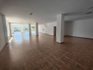 Local comercial en alquiler en Chaparil - Torrecilla en Nerja