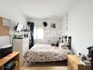 Piso en venta en Artigas - Llefià en Badalona