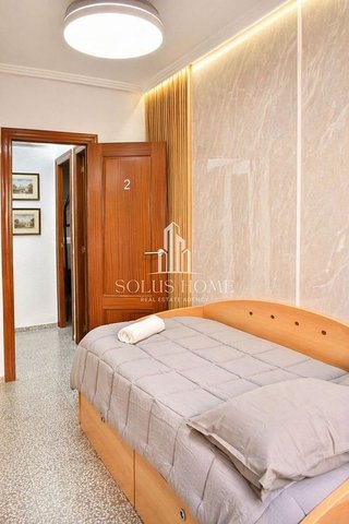Piso en venta en Avda. de Abril. - 9 de octubre en Sagunto