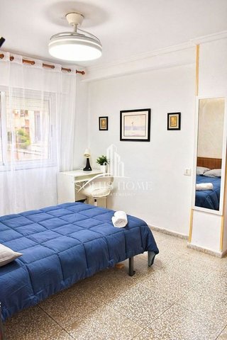 Piso en venta en Avda. de Abril. - 9 de octubre en Sagunto