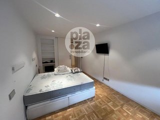 Piso en venta en Plaza España - Villa Pilar - Reyes Católicos - Vadillos en Burgos