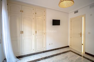 Piso en venta en Puerto Marina en Benalmádena