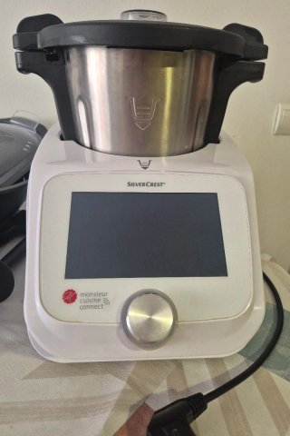 Monsieur Cuisine Connect + Accesorios | Como nueva
