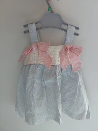 Vestido de niña blanco y rosa