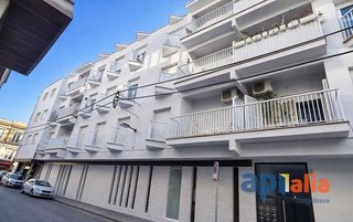 Piso en venta en Avinguda Catalunya en Palamós