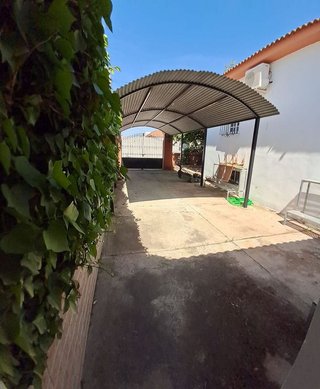 Chalet en venta en Palomares del Río