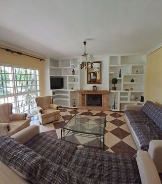 Chalet en venta en Palomares del Río