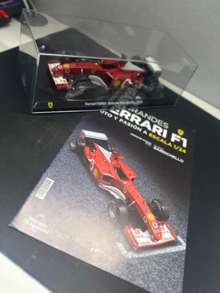 Ferrari F2002 Rubens Barrichello 1:24 DeAgostini