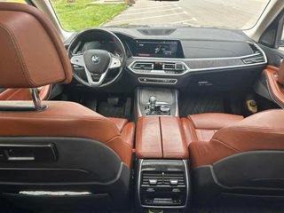 BMW X7 2021