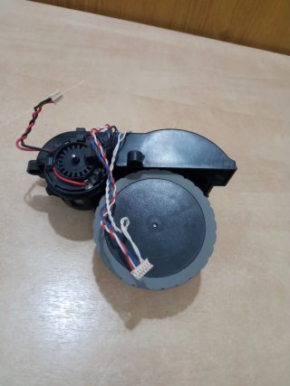 Rueda ESSENTIAL Roomba