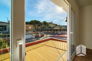 Piso en venta en Lluminetes en Castelldefels