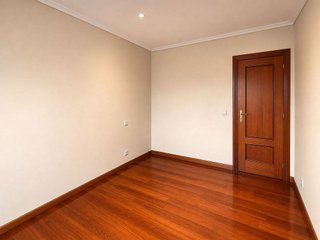 Piso en alquiler en Valdenoja - La Pereda en Santander