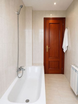 Piso en alquiler en Valdenoja - La Pereda en Santander