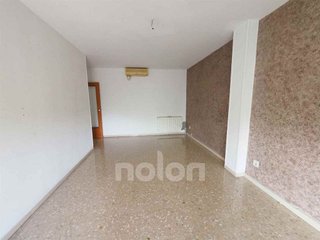 Piso en venta en Artigas - Llefià en Badalona