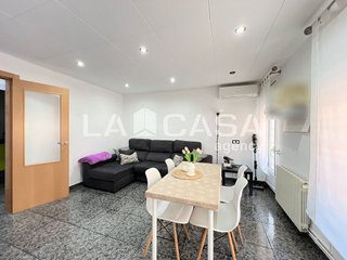 Piso en venta en Artigas - Llefià en Badalona