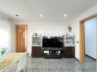 Piso en venta en Artigas - Llefià en Badalona