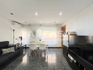 Piso en venta en Artigas - Llefià en Badalona