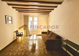 Piso en venta en El Raval en Barcelona