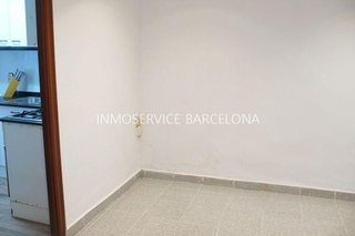 Casa adosada en venta en El Camp de l'Arpa del Clot en Barcelona