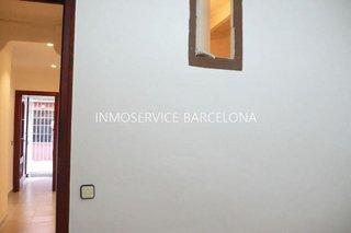 Casa adosada en venta en El Camp de l'Arpa del Clot en Barcelona