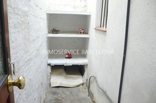Casa adosada en venta en El Camp de l'Arpa del Clot en Barcelona