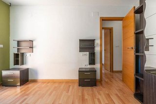 Piso en venta en Zubia (La)