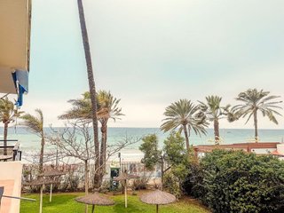 Piso en venta en Playa de la Fontanilla en Marbella