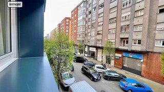 Piso en venta en El Llano en Gijón