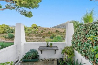 Piso en venta en Los Naranjos - Las Brisas en Marbella