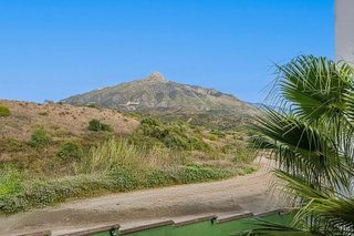 Piso en venta en Los Naranjos - Las Brisas en Marbella