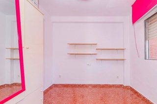 Piso en venta en Polígono Cartuja – La Paz en Granada