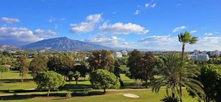 Piso en venta en Paraíso - Atalaya- Benamara en Estepona
