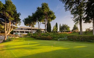 Piso en venta en Paraíso - Atalaya- Benamara en Estepona