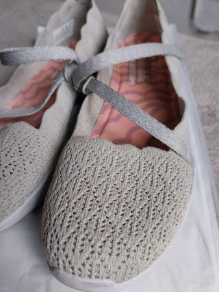 Skechers Beige/Gris Bailarinas Mujer