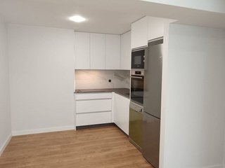 Piso en venta en Cuatro Caminos - Plaza de la Cubela en Coruña (A)