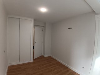 Piso en venta en Cuatro Caminos - Plaza de la Cubela en Coruña (A)
