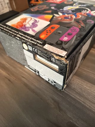 Nintendo Switch Edición Pokémon Escarlata y Púrpur