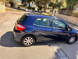 Toyota Auris 2012