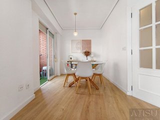 Piso en venta en Mercado en Alicante