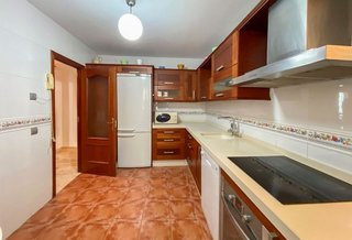 Piso en venta en Torrequebrada en Benalmádena