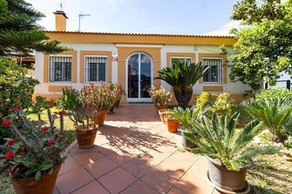 Chalet en venta en Bollullos de la Mitación