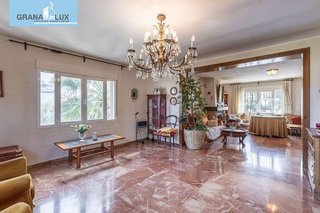 Chalet en venta en Ogíjares